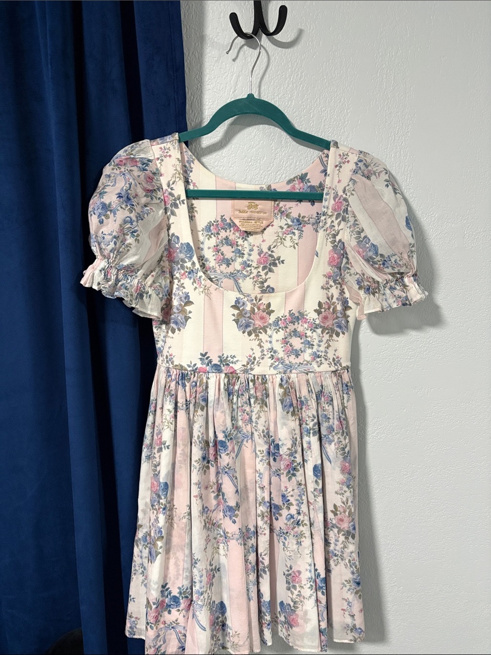 Anthropologie Pink Cream Floral Puff-Sleeve Mini Dress